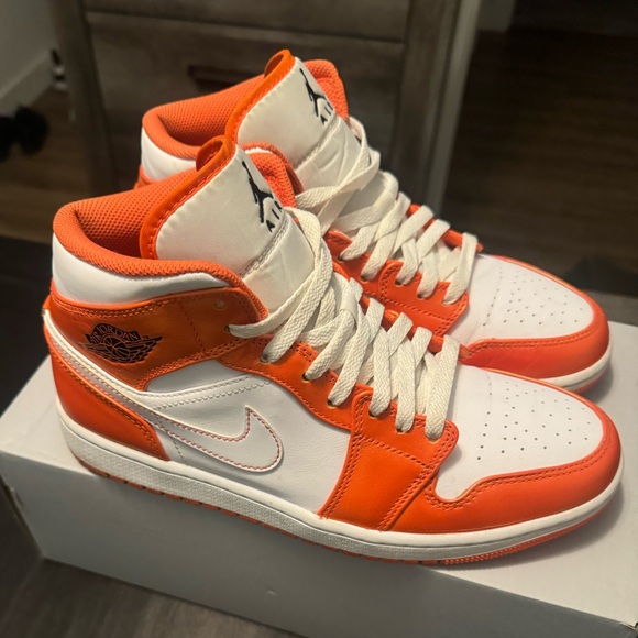 Authentic White & orange #1 Air Jordans - Picture 1 of 6